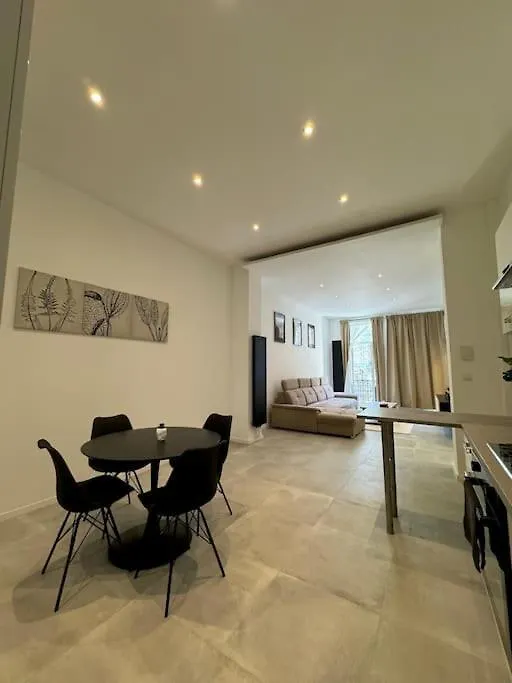 Appartement Au Coeur Du Parvis De Saint-Gilles Brussels Apartment